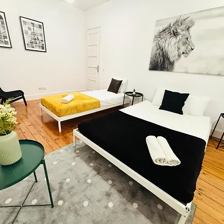 High Standard Centre Close To Attractions אכסניה *