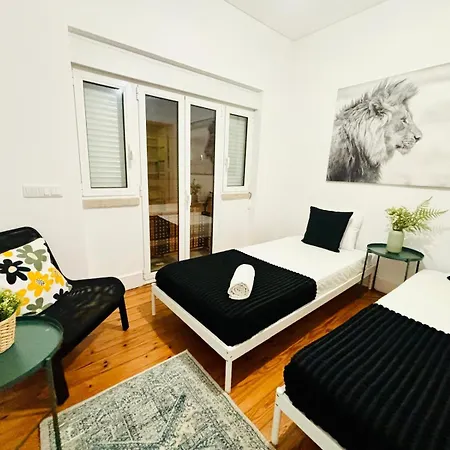 אכסניה High Standard Centre Close To Attractions *