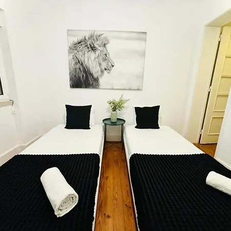 High Standard Centre Close To Attractions אכסניה