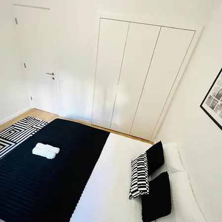 High Standard Centre Close To Attractions