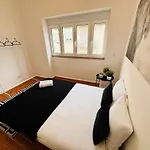 High Standard Centre Close To Attractions Hostel