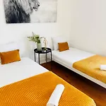 호스텔 High Standard Centre Close To Attractions